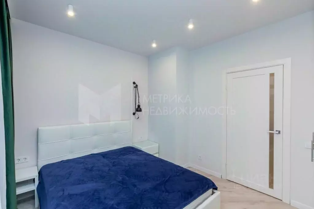 1-к кв. Тюменская область, Тюмень ул. Фармана Салманова, 12 (39.0 м) - Фото 1