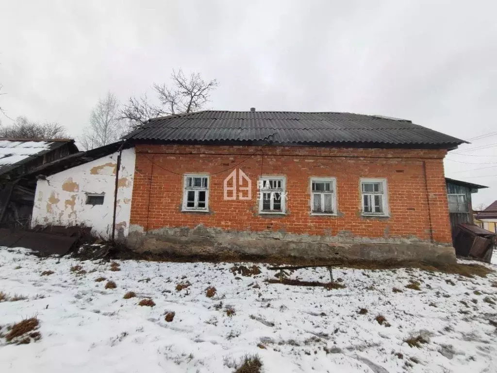 Дом в Тульская область, Суворовский район, Северо-Западное с/пос, пос. ... - Фото 1