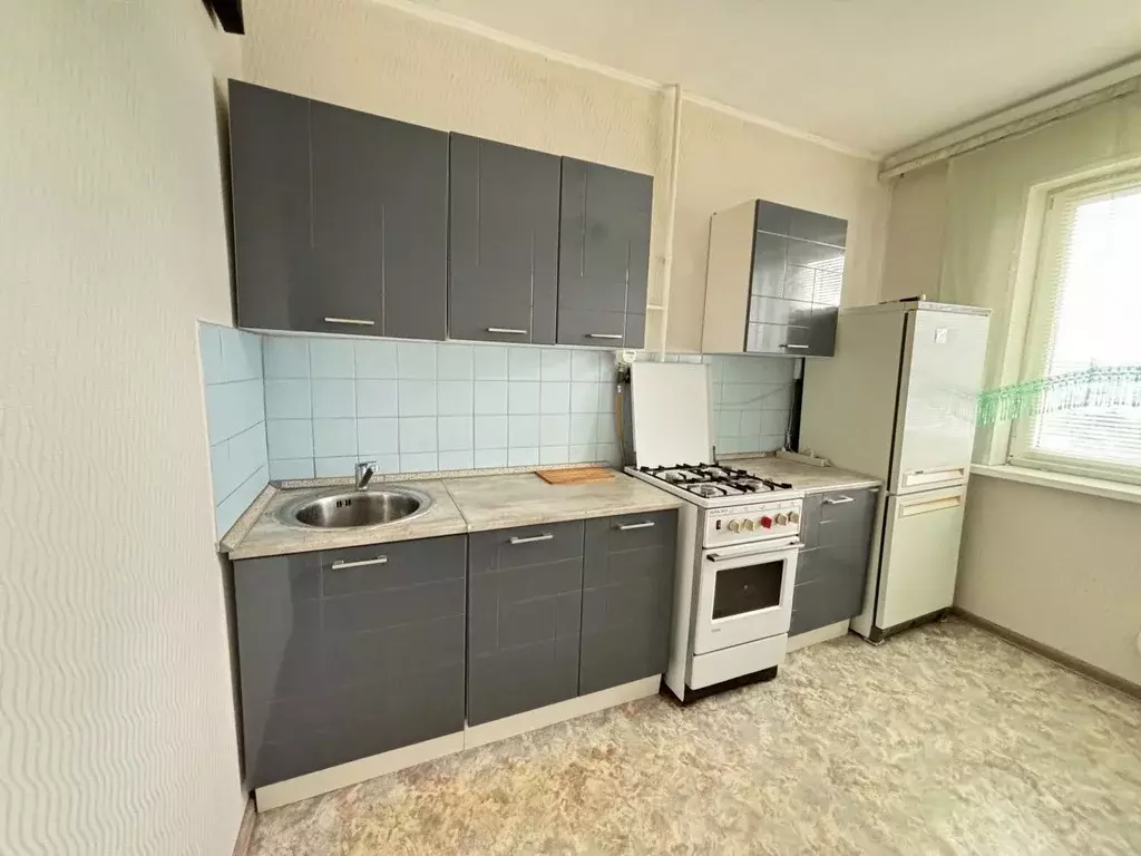 2-к кв. Волгоградская область, Волгоград ул. 8-й Воздушной Армии, 47 ... - Фото 1