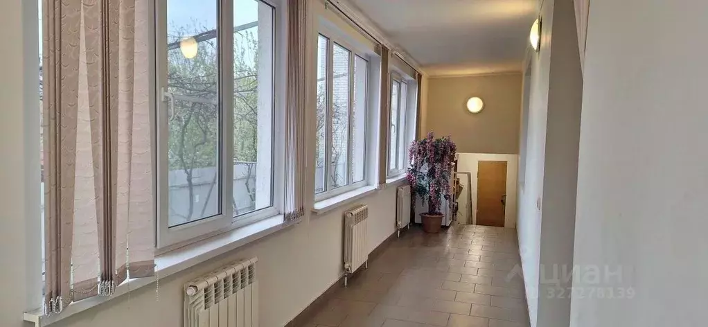 Дом в Краснодарский край, Краснодар ул. Архангельская, 33 (333 м) - Фото 2