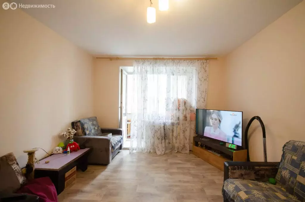 2-комнатная квартира: Ялуторовск, Заводская улица, 2 (49 м) - Фото 2