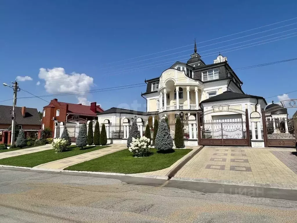 Дом в Марий Эл, Йошкар-Ола Звездная ул., 18 (530 м) - Фото 0