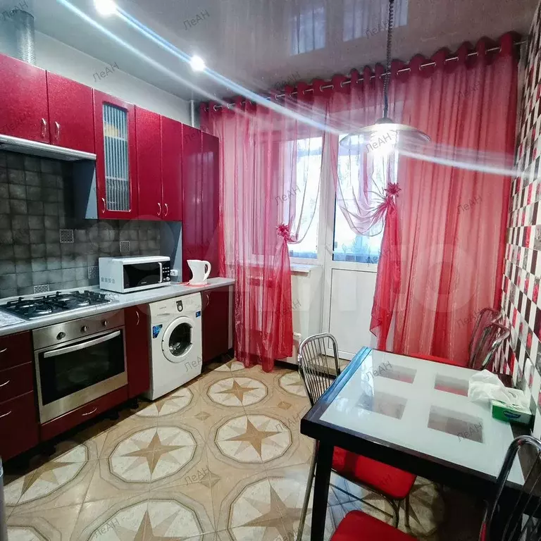 1-к. квартира, 44 м, 1/9 эт. - Фото 0