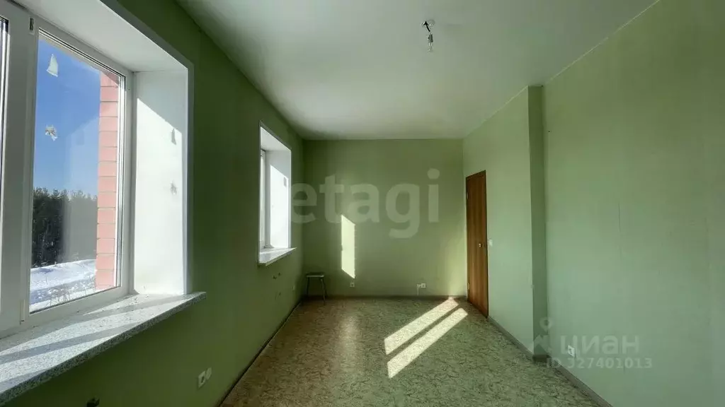 2-к кв. Коми, Корткеросский район, Корткерос муниципальное ... - Фото 1