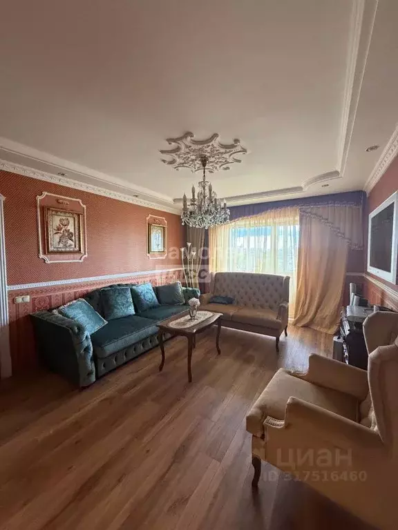 3-к кв. Тульская область, Тула ул. Дзержинского, 10 (110.0 м) - Фото 0