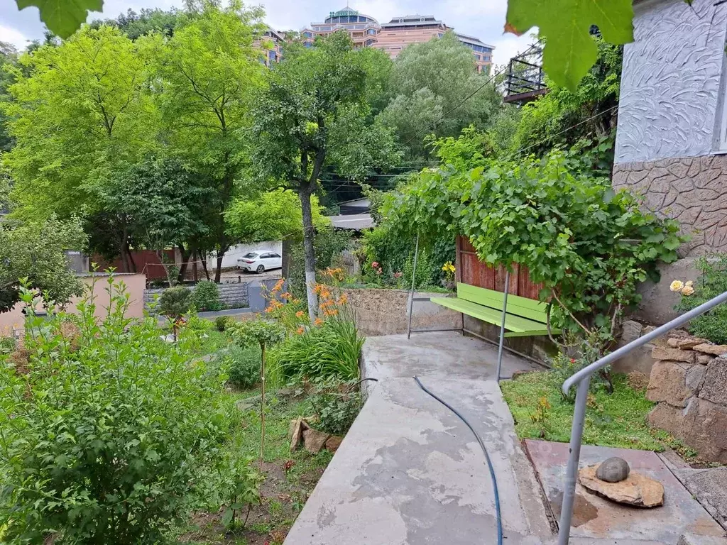 Дом в Ставропольский край, Кисловодск ул. Еськова, 13 (70 м) - Фото 2