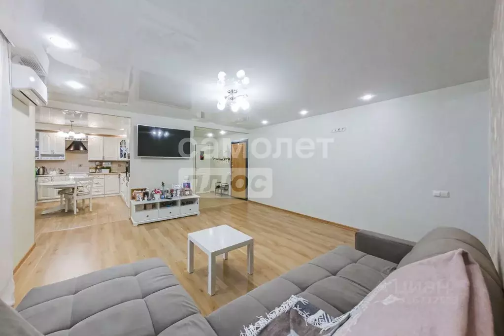 4-к кв. Свердловская область, Екатеринбург ул. Ильича, 27 (112.4 м) - Фото 1