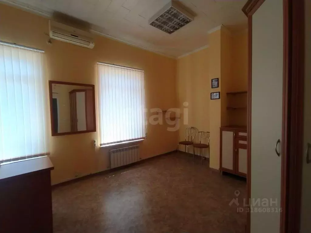 Офис в Крым, Симферополь просп. Кирова (166 м) - Фото 1