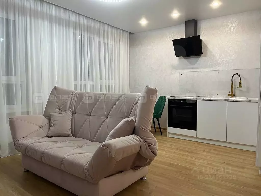 1-к кв. Татарстан, Казань ул. Братьев Батталовых, 20А (33.0 м) - Фото 1