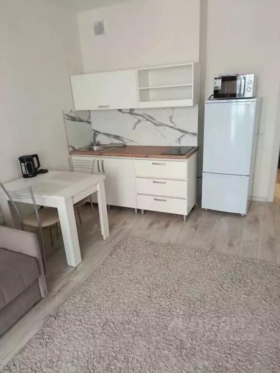 Студия Красноярский край, Красноярск ул. Петра Подзолкова, 20 (30.0 м) - Фото 1