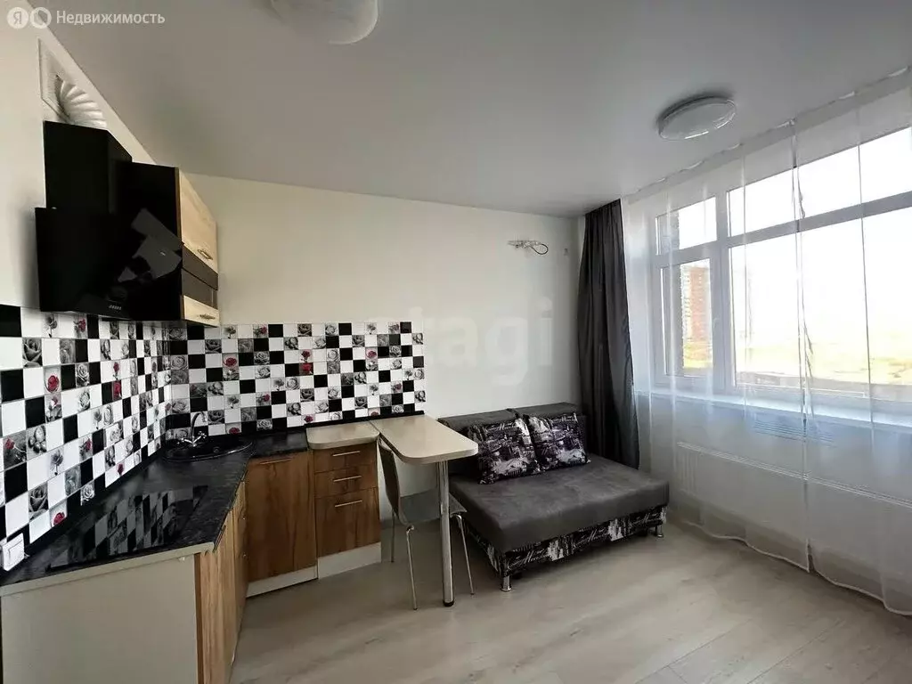 Квартира-студия: Тюмень, Алматинская улица, 6 (18 м) - Фото 2