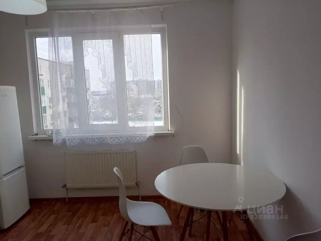 2-к кв. Адыгея, Тахтамукайский район, Яблоновский пгт Солнечная ул., ... - Фото 2