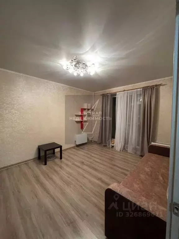 1-к кв. Татарстан, Казань ул. Зур Урам, 1К (35.0 м) - Фото 1