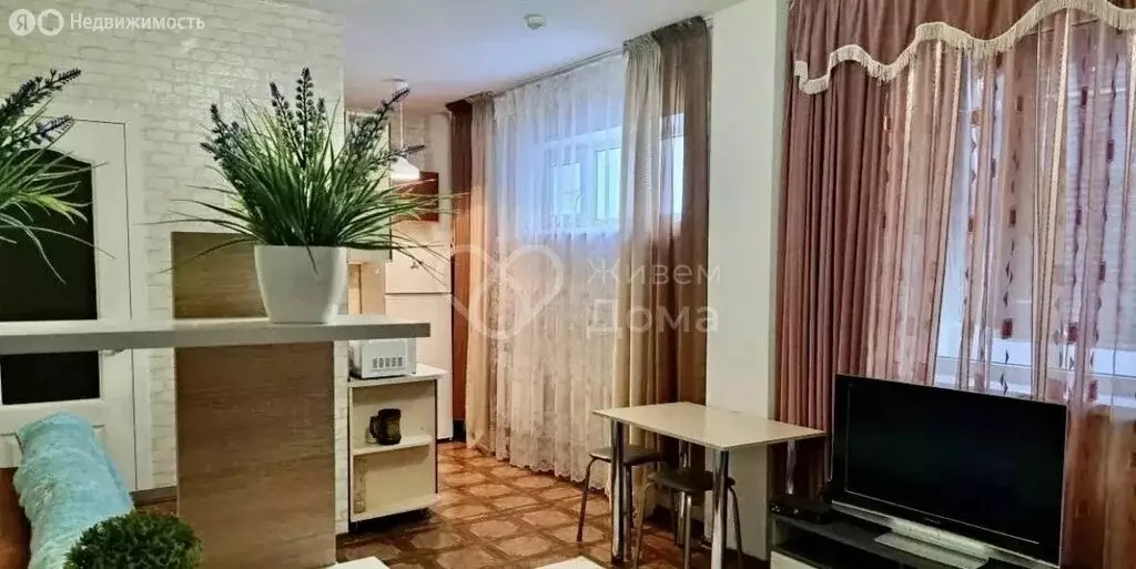 Квартира-студия: Волгоград, улица 51-й Гвардейской Дивизии, 30Б (27 м) - Фото 1