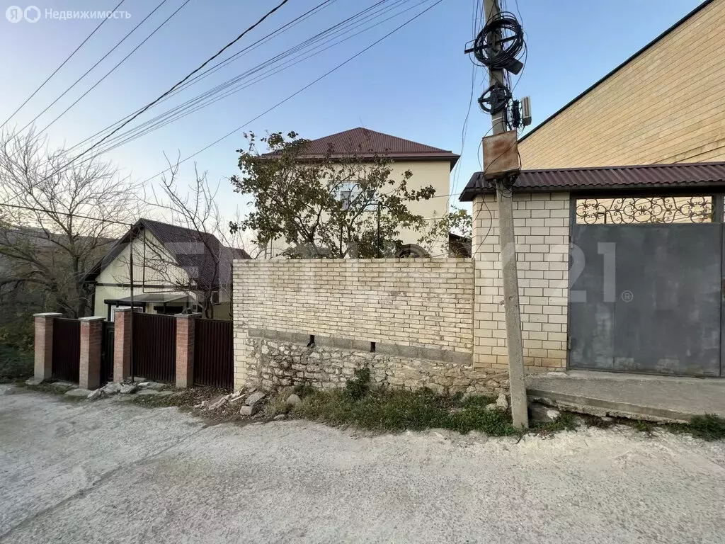 Дом в Махачкала, микрорайон Научный Городок, Унцукульская улица, 15 ... - Фото 1