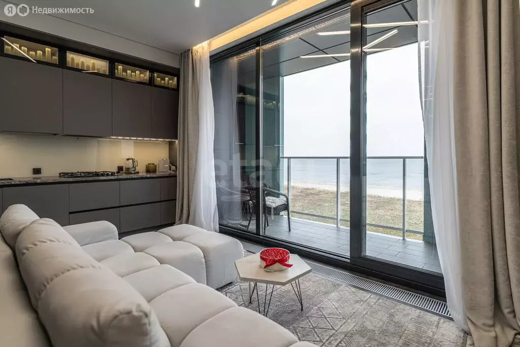 2-комнатная квартира: Зеленоградск, улица Гагарина, 87 (99.2 м) - Фото 1