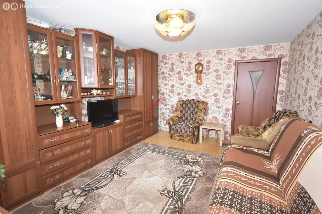 3-комнатная квартира: Кольчугино, улица Веденеева, 16 (64.3 м) - Фото 1