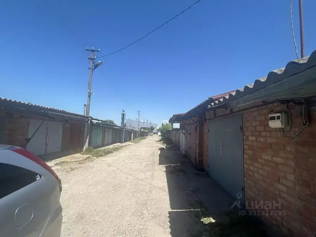 Гараж в Краснодарский край, Ейск ул. Горького, 33 (34 м) - Фото 2
