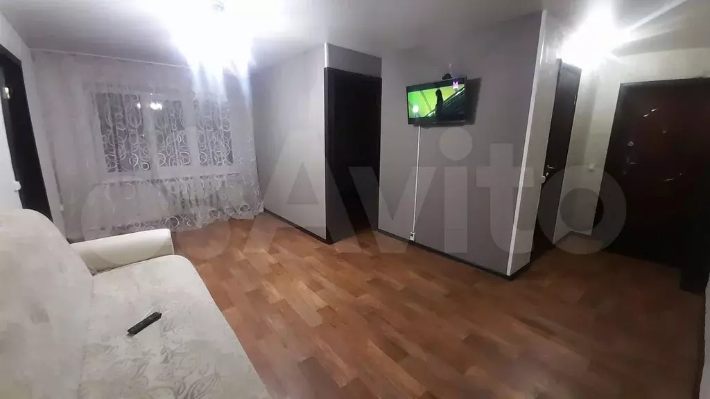 2-к. квартира, 46 м, 2/4 эт. - Фото 0