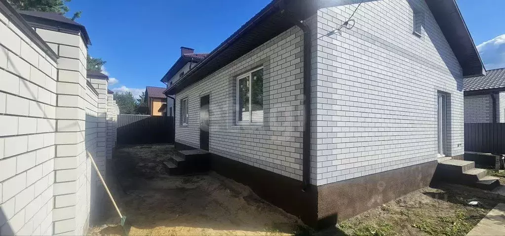 Дом в Воронежская область, Воронеж ул. Генерала Халютина, 40 (75 м) - Фото 2