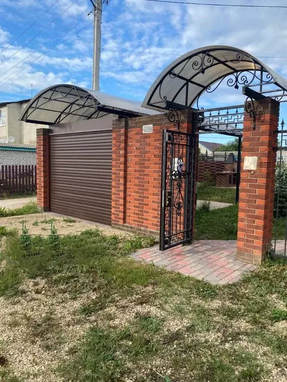 3-к кв. Нижегородская область, с. Дивеево ул. Молодежная, 45 (122.0 м) - Фото 0
