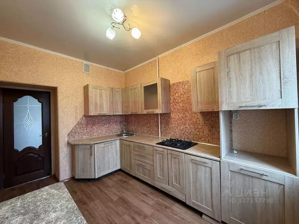 3-к кв. Астраханская область, Астрахань Имени Бабаевского мкр, ул. ... - Фото 1