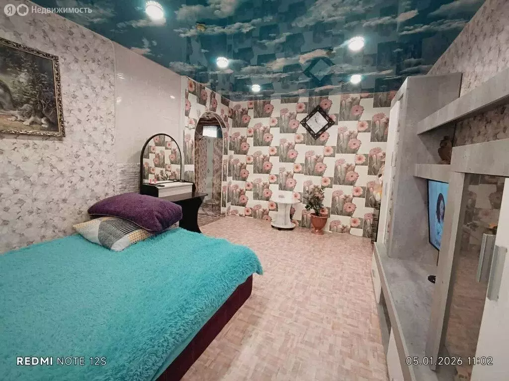 Дом в посёлок городского типа Верхняя Синячиха, улица Калинина (50.9 ... - Фото 2