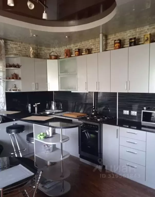 Дом в Ростовская область, Миллерово ул. Ушакова, 19 (110 м) - Фото 1