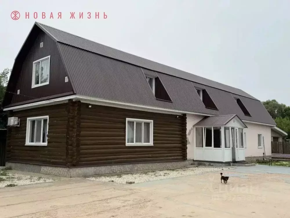 Дом в Оренбургская область, Бугурусланский район, Завьяловский ... - Фото 1