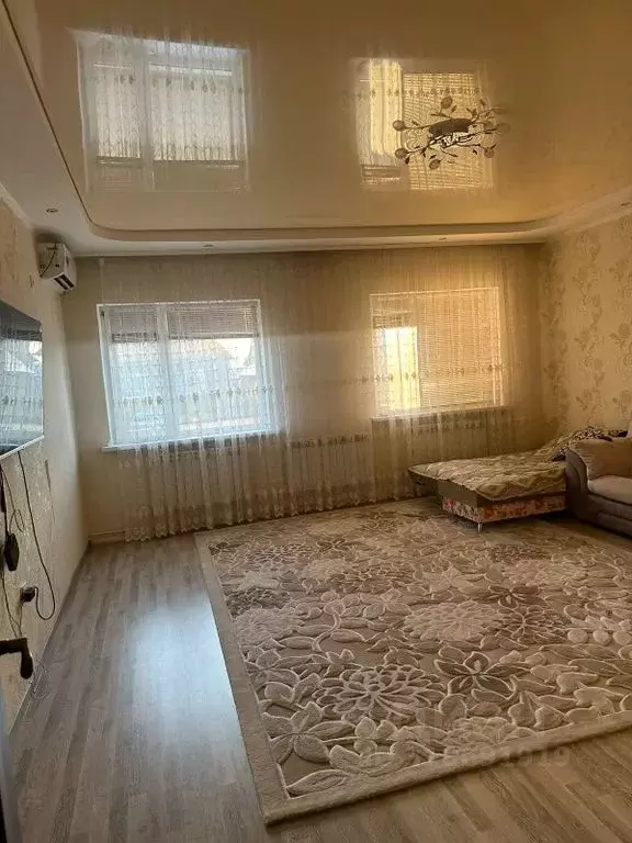 Дом в Оренбургская область, Соль-Илецк Лесная ул., 29 (120 м) - Фото 1