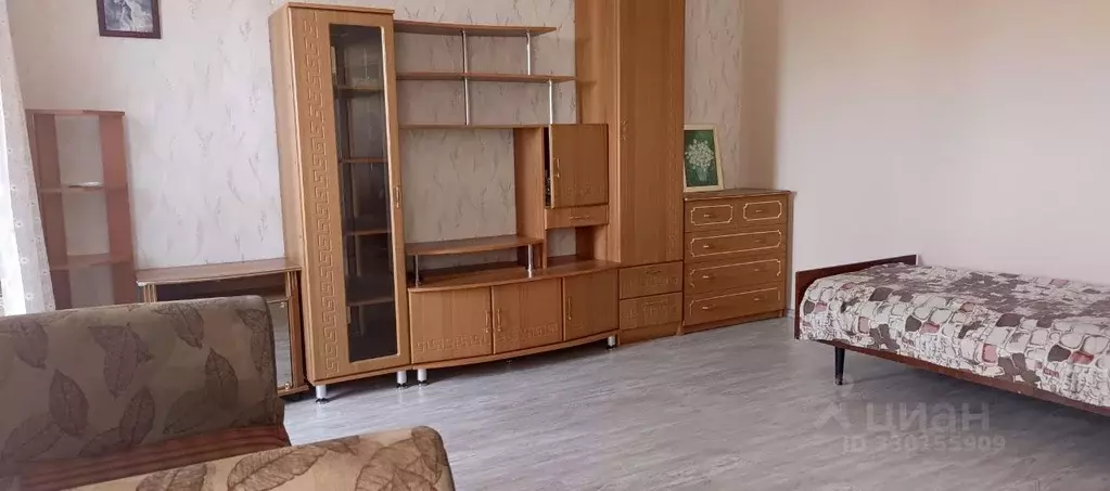 1-к кв. Омская область, Омск ул. Челюскинцев, 90 (36.0 м) - Фото 2
