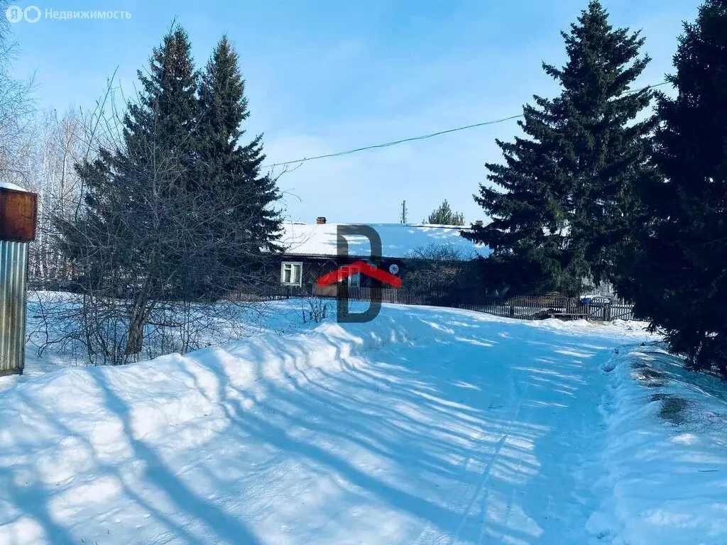 Дом в село Бартат, улица Просвещения (120 м) - Фото 1