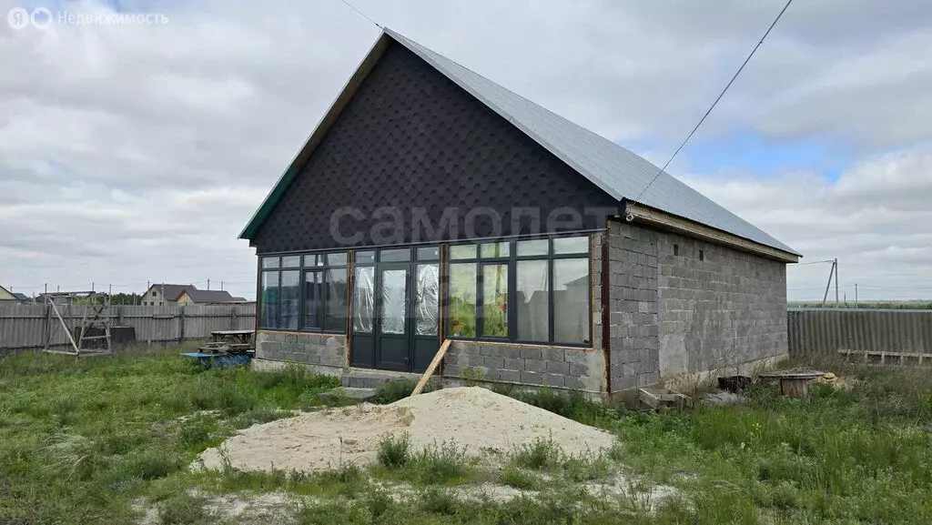 Дом в Соль-Илецк, улица Некрасова, 62 (120 м) - Фото 1