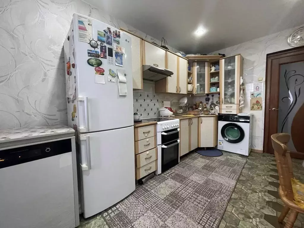 3-к кв. Сахалинская область, Корсаков ул. Лермонтова, 6 (66.3 м) - Фото 1