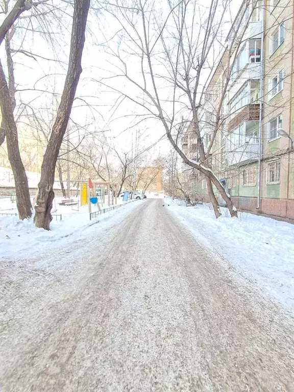 3-к кв. Иркутская область, Иркутск Дальневосточная ул., 61А (58.8 м) - Фото 1