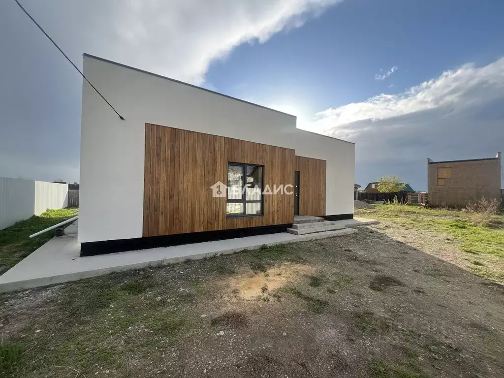 Дом в Иркутская область, Ангарск Кирова мкр, ул. Нестерова, 18 (112 м) - Фото 2