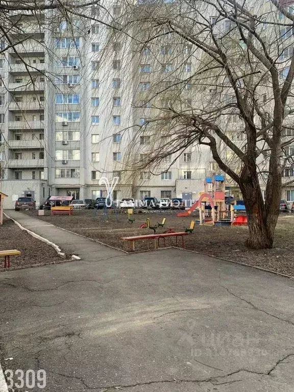3-к кв. Саратовская область, Саратов ул. Усть-Курдюмская, 1 (85.0 м) - Фото 0