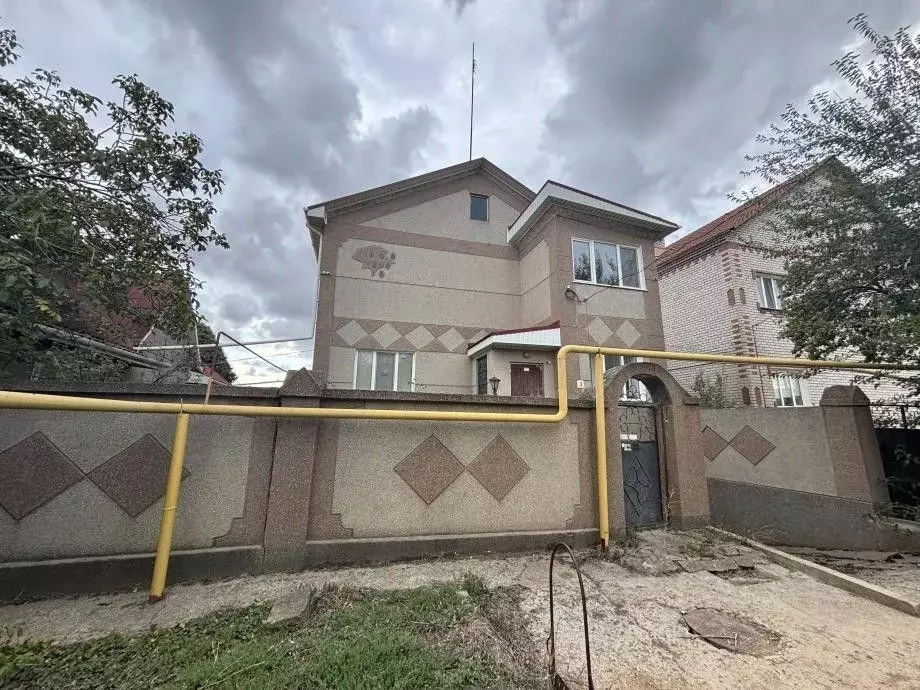 Дом в Крым, Саки пл. Революции (301 м) - Фото 2