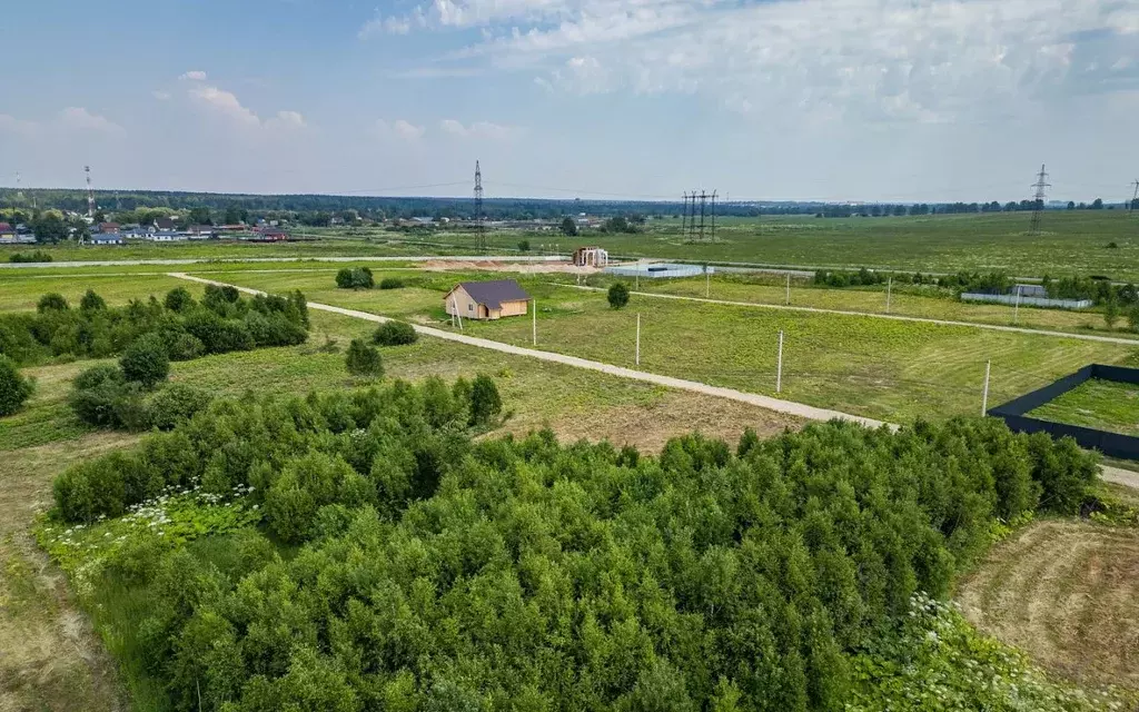 Участок в Московская область, Наро-Фоминский городской округ, д. ... - Фото 1