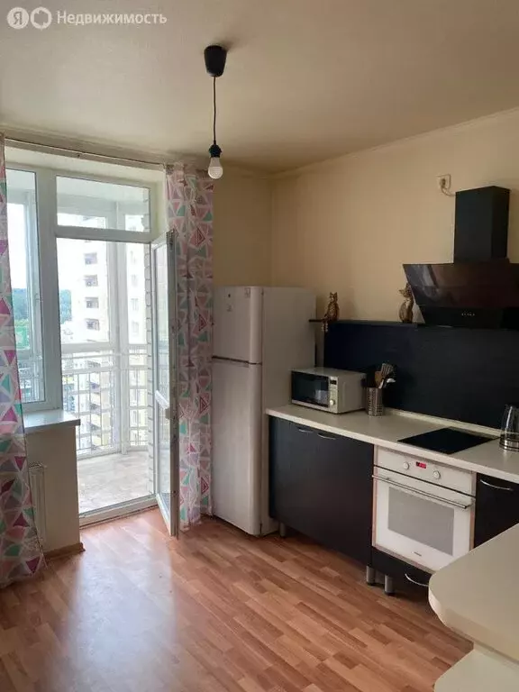 1-комнатная квартира: Екатеринбург, улица Николая Островского, 1 (43.8 ... - Фото 0
