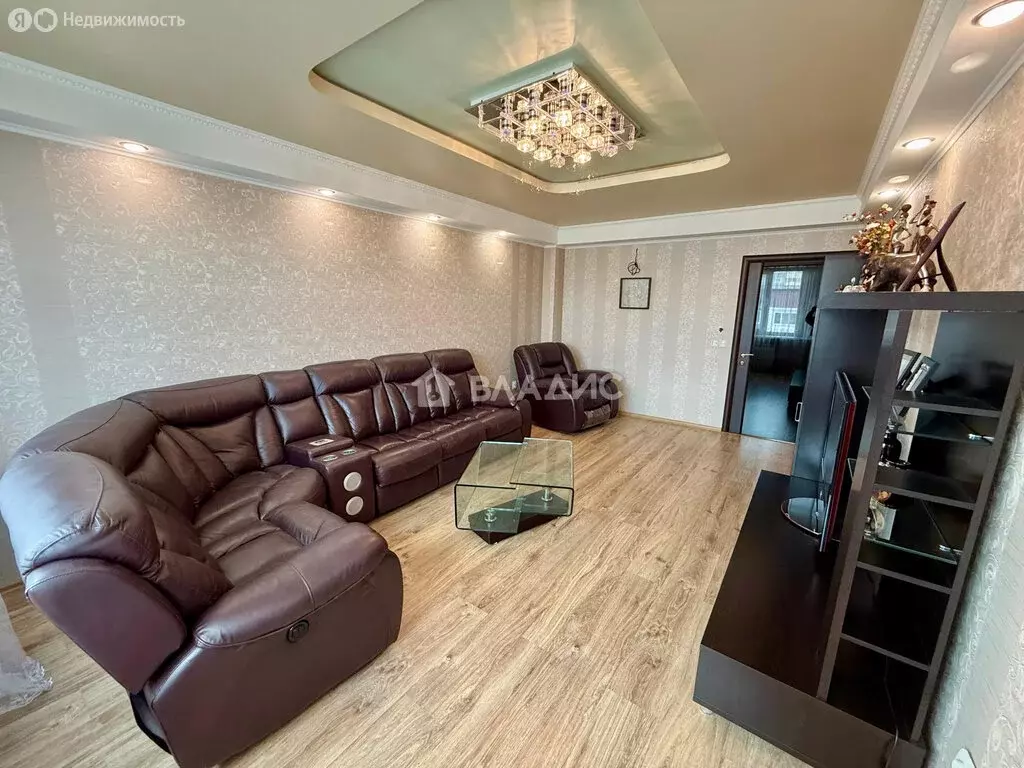 3-комнатная квартира: Южно-Сахалинск, Комсомольская улица, 271Ак1 ... - Фото 1