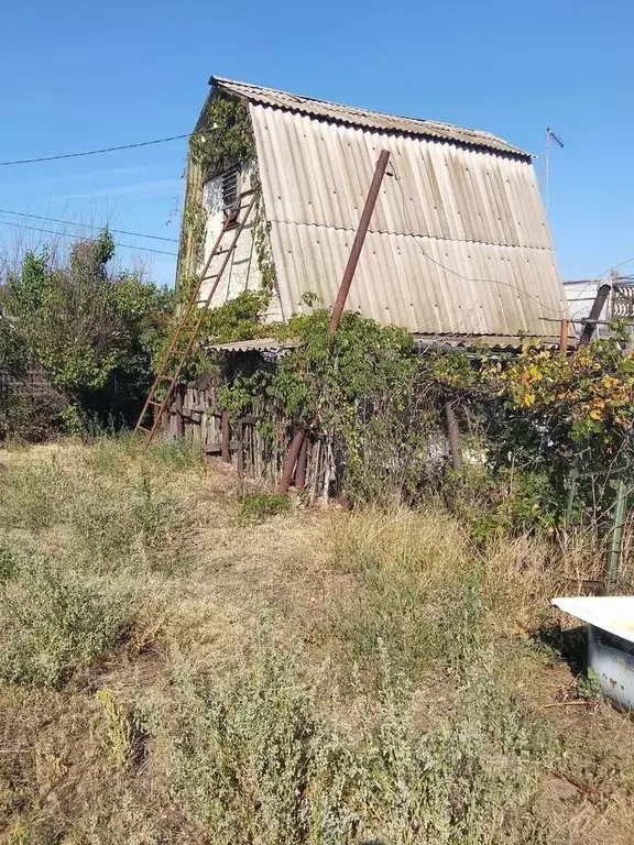 Дом в Волгоградская область, Волгоград Дзержинец СНТ, Винновский ... - Фото 1