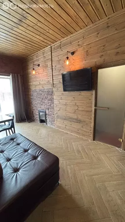 Дом в Уфа, Листопадная улица, 31А (296 м) - Фото 1