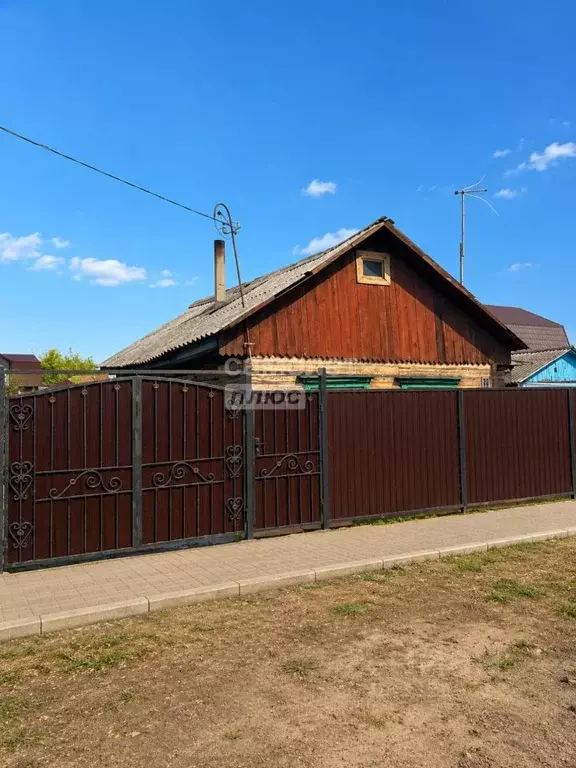 Дом в Омская область, Омск ул. Арнольда Нейбута, 88Б (40 м) - Фото 2