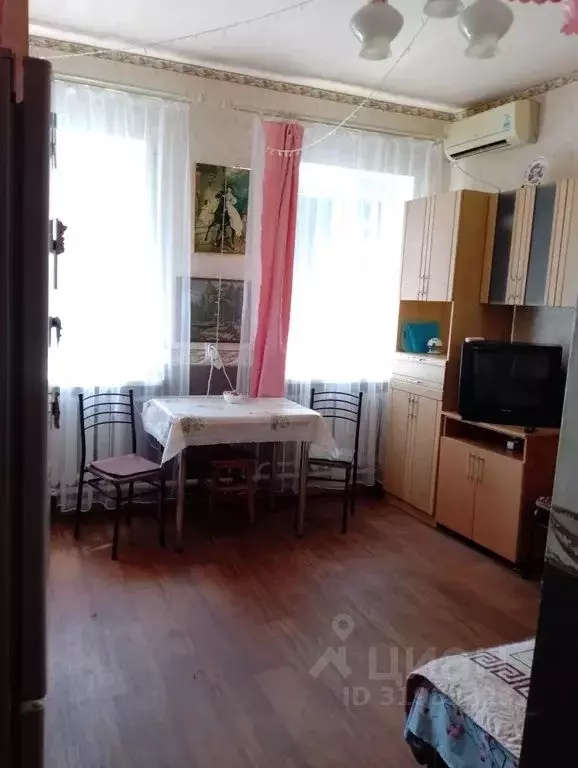 Дом в Ростовская область, Таганрог Украинский пер., 75/58 (35 м) - Фото 1