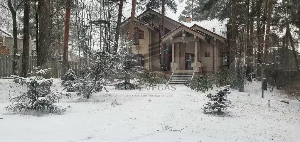 Коттедж 350 м на участке 16 сот. - Фото 0