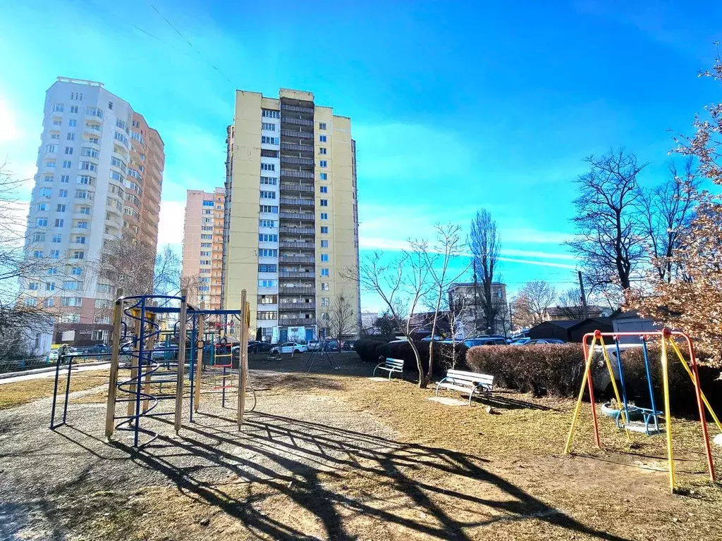 3-к кв. Ставропольский край, Кисловодск просп. Победы (76.0 м) - Фото 0