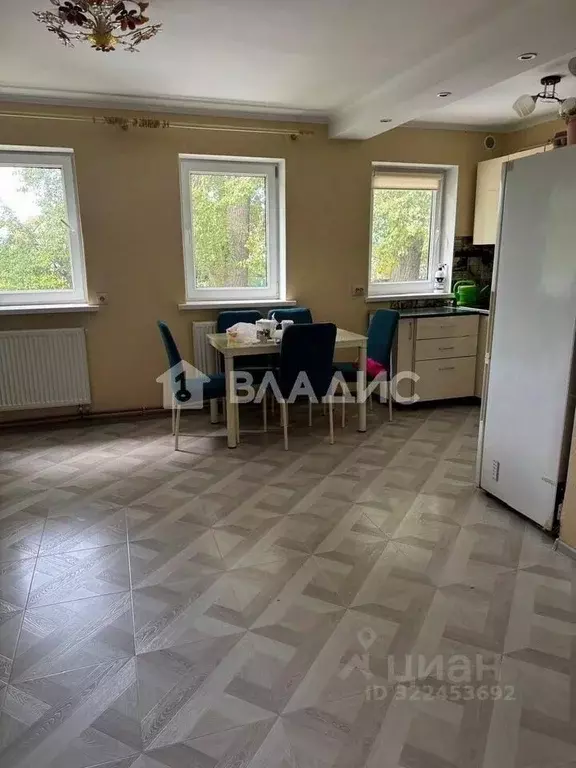 4-к кв. Калининградская область, Калининград ул. Баумана, 2 (60.0 м) - Фото 0