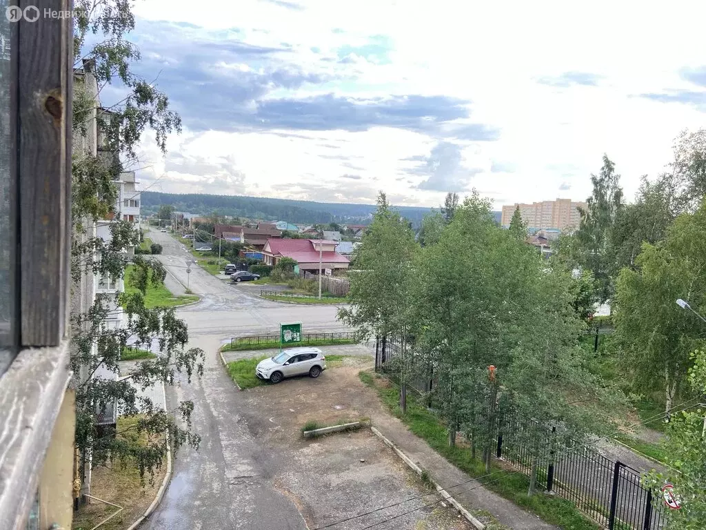 1-комнатная квартира: Ревда, Российская улица, 46 (37.5 м) - Фото 0