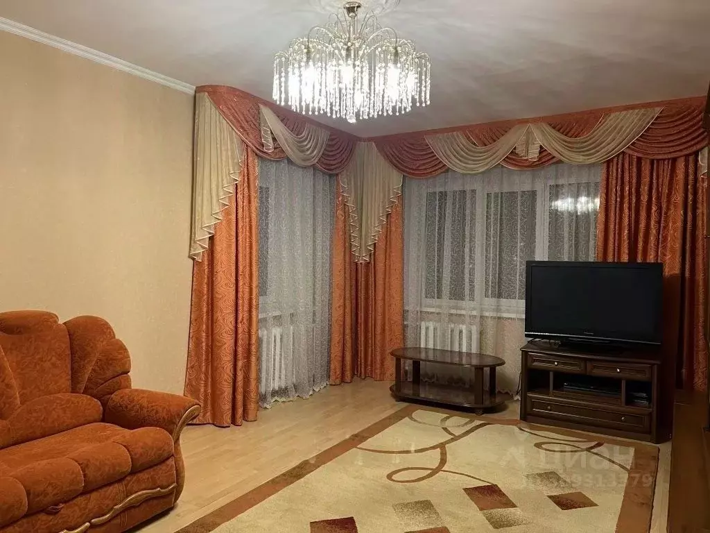 2-к кв. Брянская область, Брянск ул. 3 Июля, 28 (77.2 м) - Фото 0